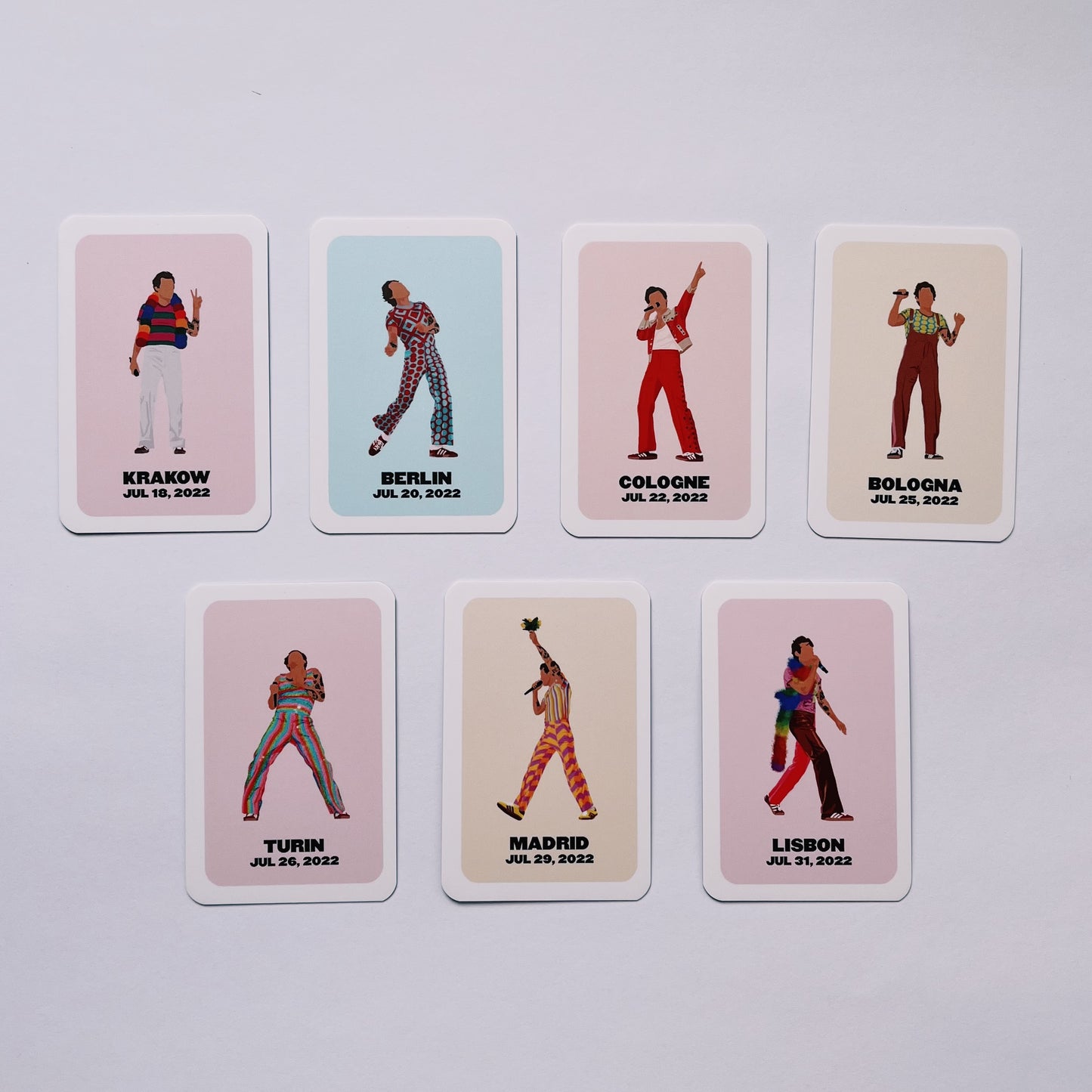 LOVE ON TOUR 2022 commemorative cards
