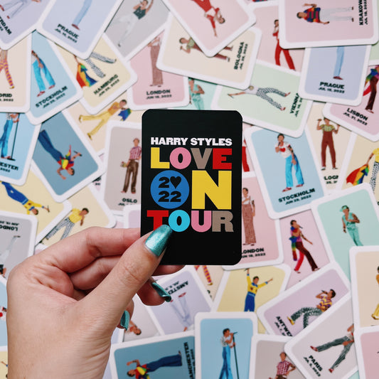 LOVE ON TOUR 2022 commemorative cards
