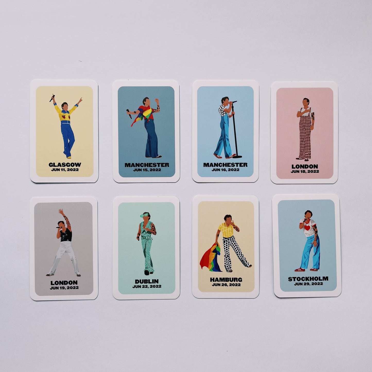 LOVE ON TOUR 2022 commemorative cards